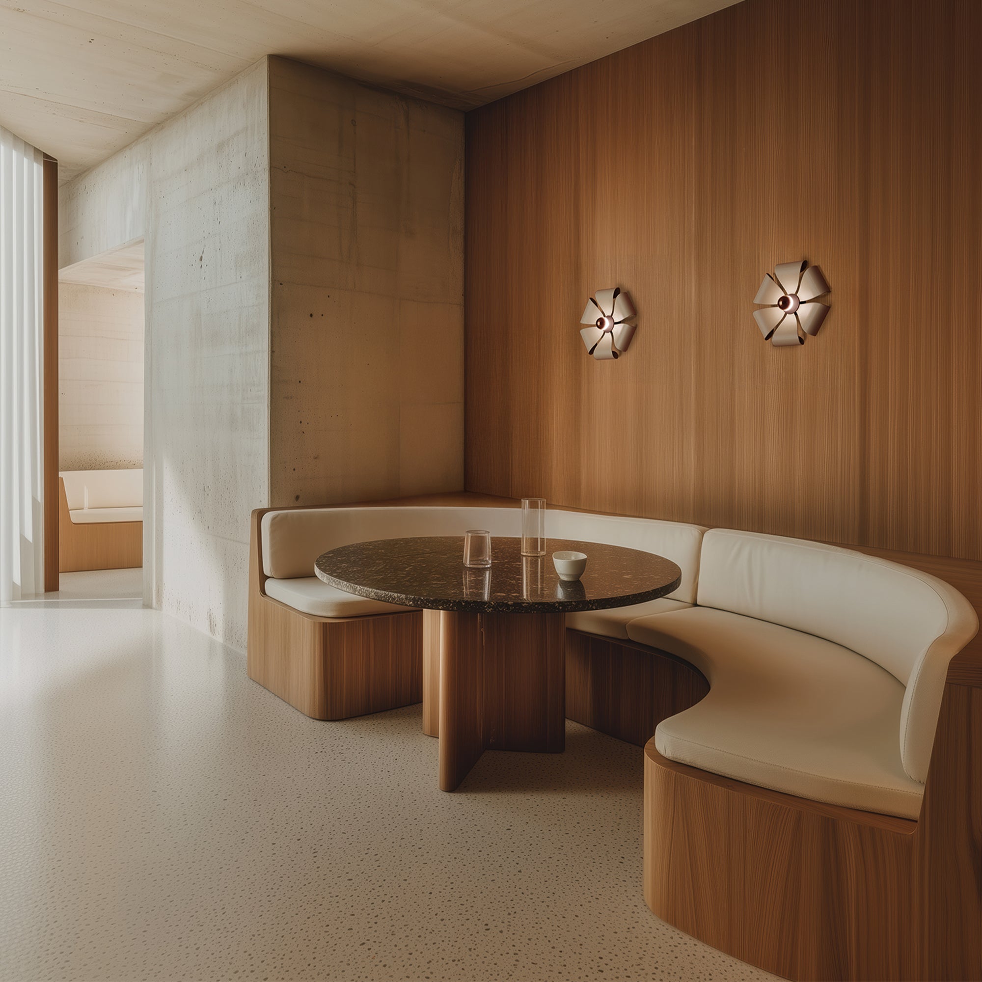 Lampa ścienna Aromas Rita E27