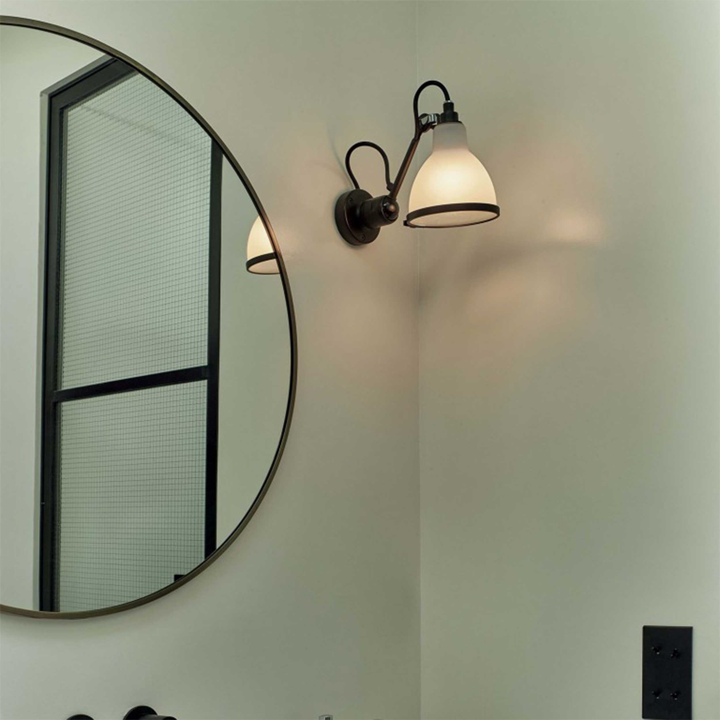 DCW éditions Lampe Gras N°304 E14 nástěnné koupelnové svítidlo IP64
