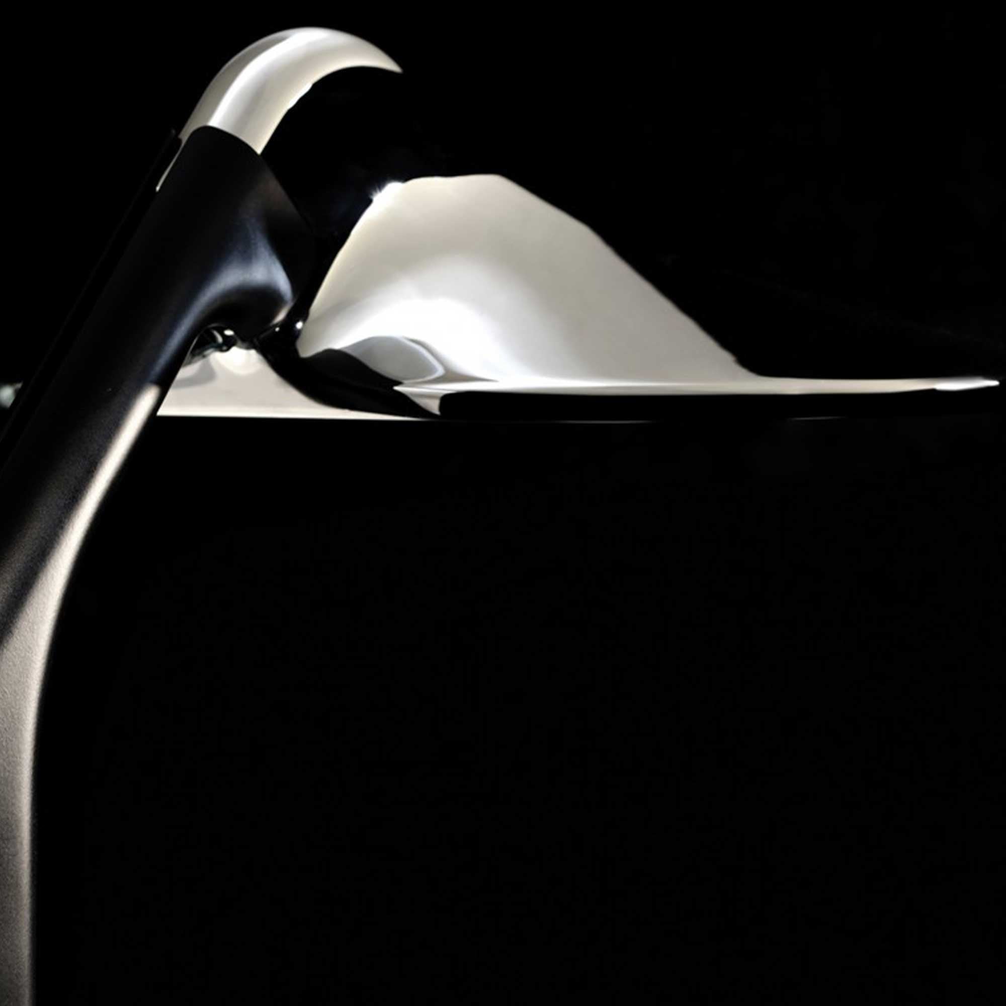 DCW éditions Niwaki LED stolní svítidlo