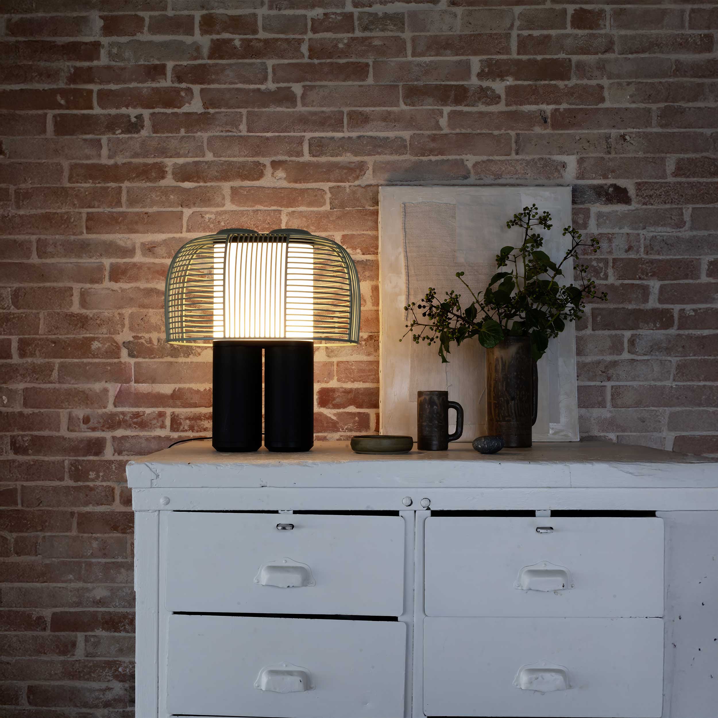 DCW éditions Yasuke LED stolní svítidlo