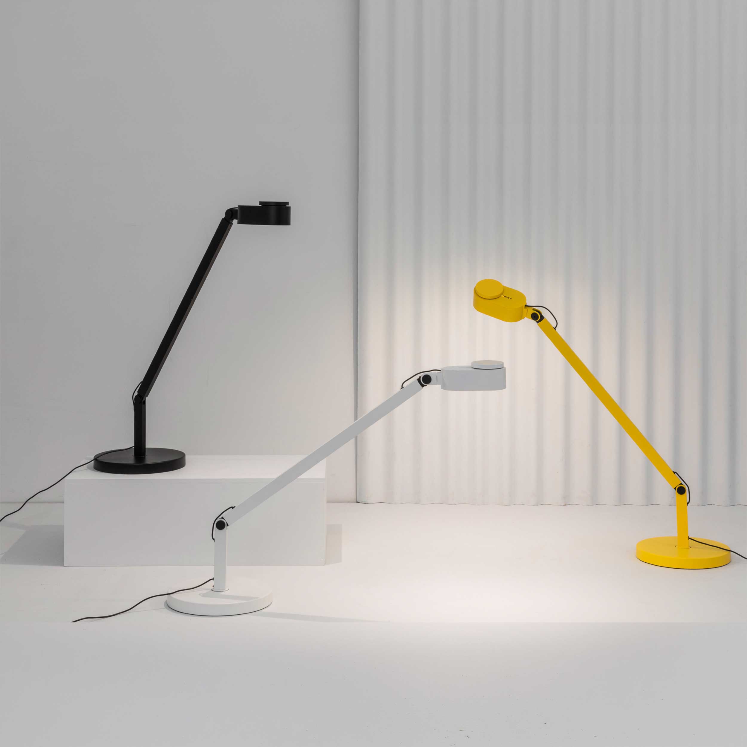 Faro Inviting LED stolní svítidlo