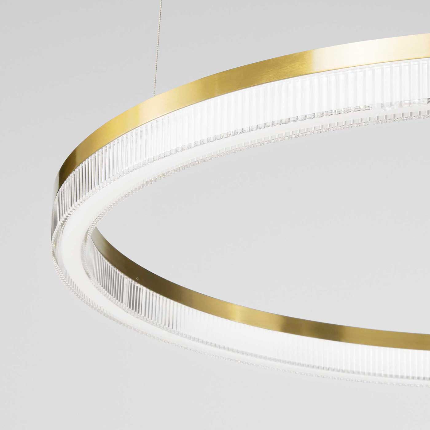Okrągła lampa wisząca LED Ideal Lux Crown w kolorze złotym