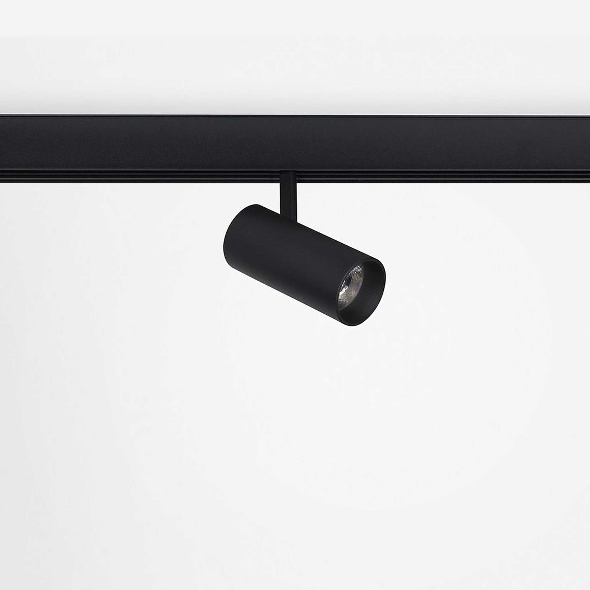 Internova Sottile für 48V Schiene schwarz