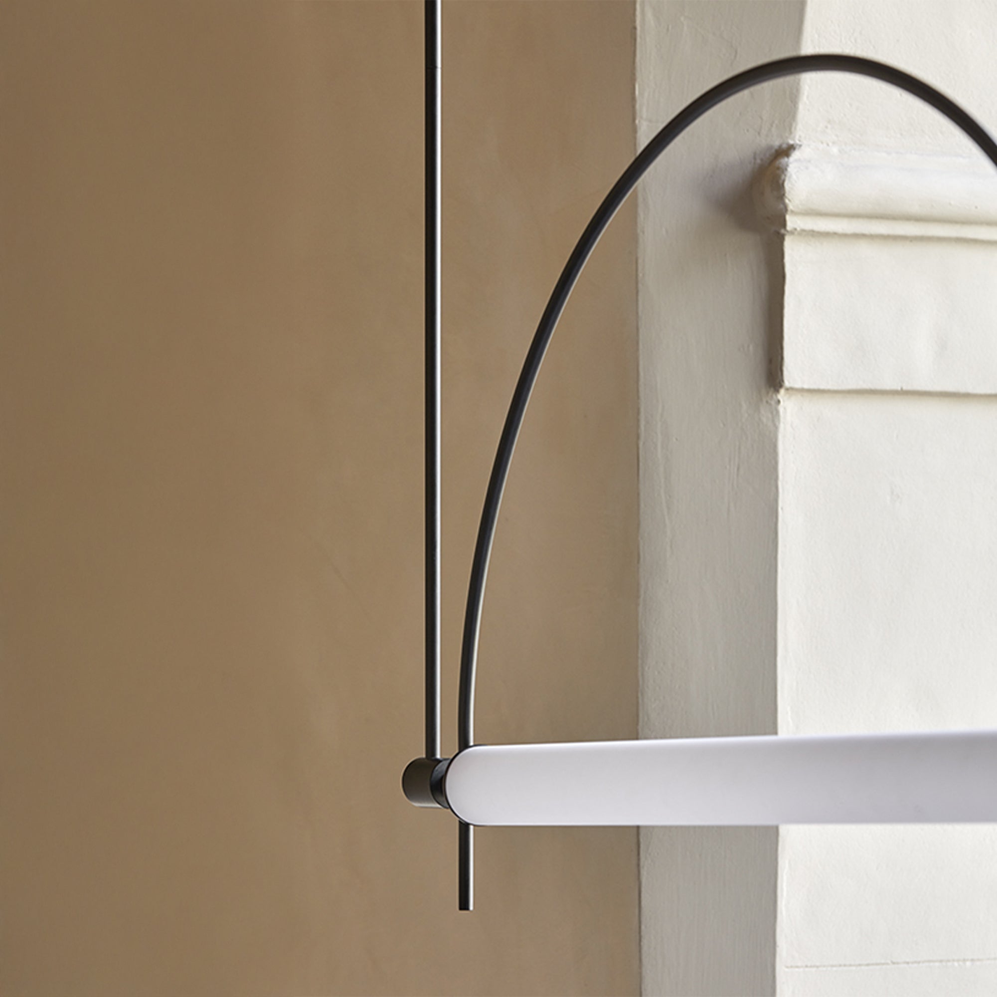 Oprawa wisząca Aromas Arc LED