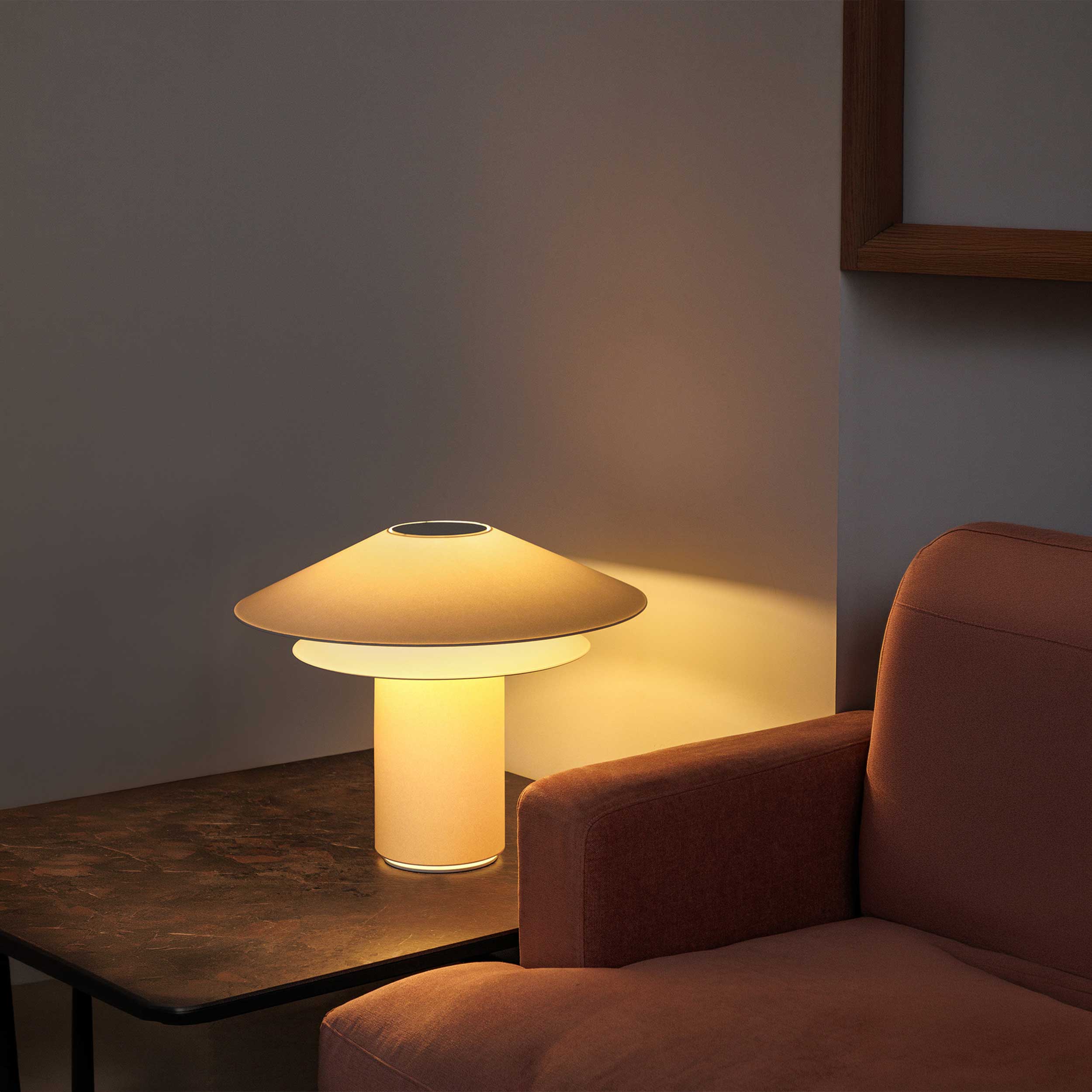 Lampa stołowa Faro Berni E27