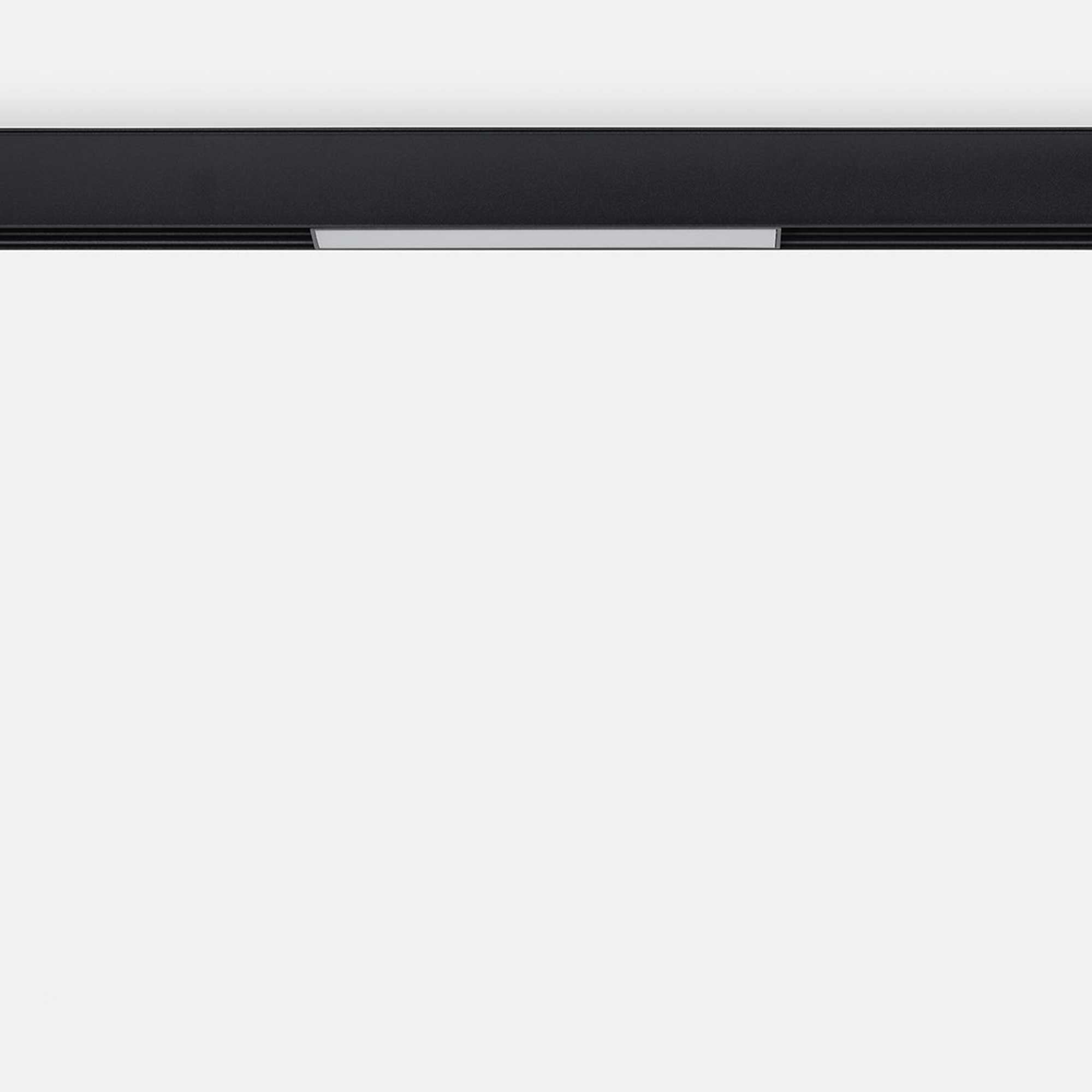 Internova Sottile  für 48V Schiene schwarz