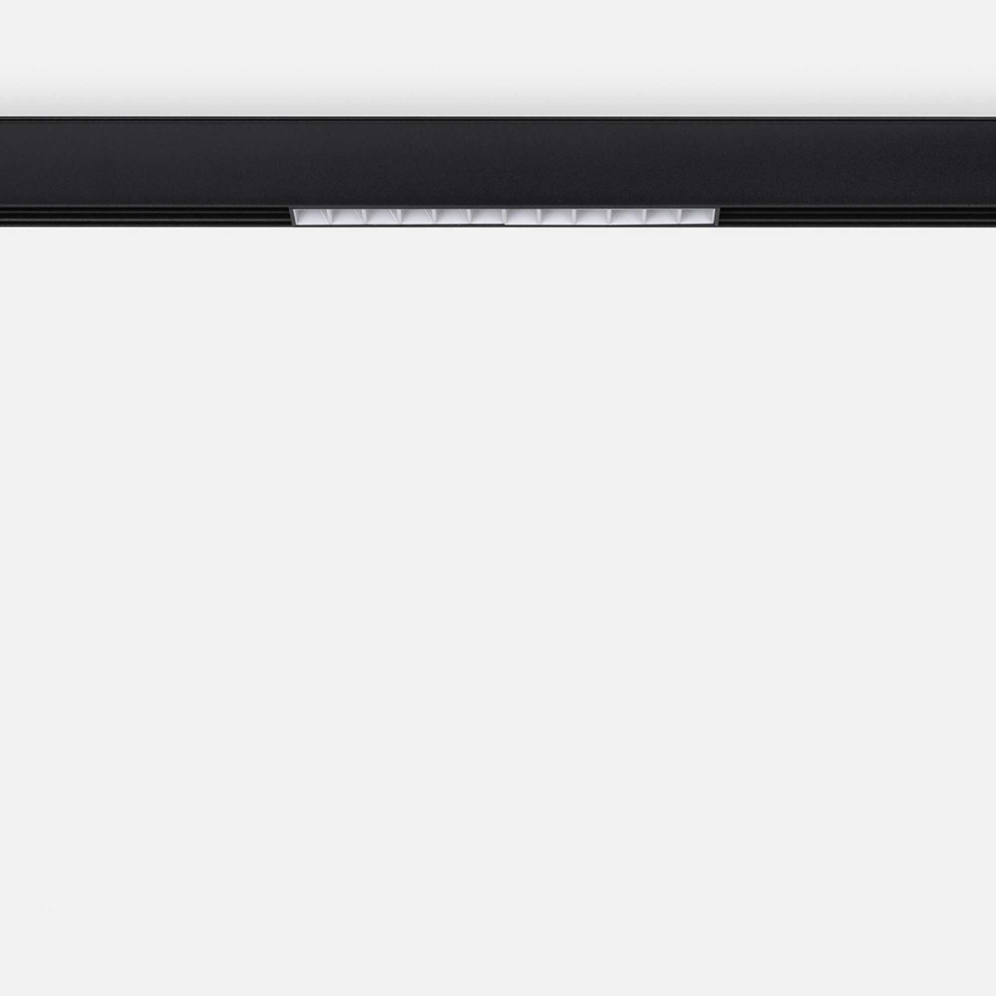 Internova Sottile  für 48V Schiene schwarz