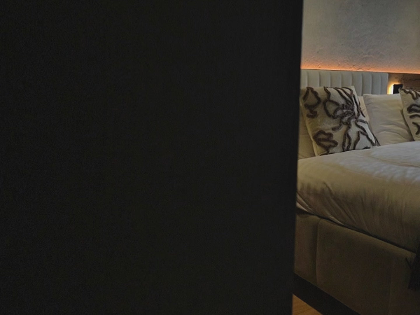 Načítanie videa: Ambient reading spot