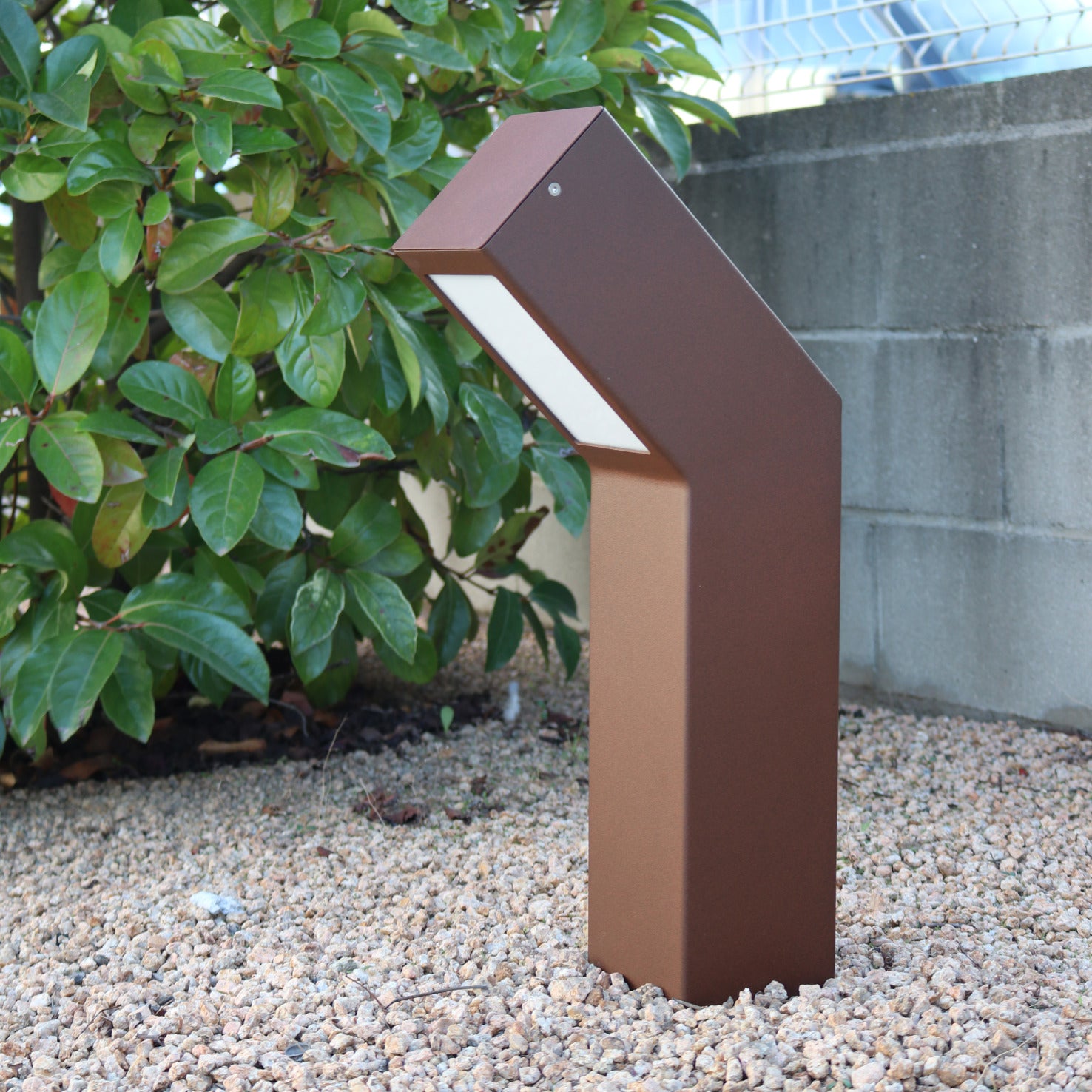 Cristher Clina LED pillar light corten